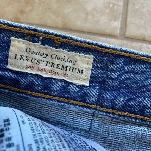 Levi’s Vintage Premium Ripped Jeans high rise skinny waist 25” - Picture 6 of 10